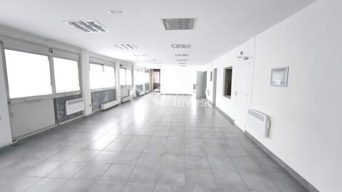   LOCAL COMMERCIAL A USAGE PROFESSIONNEL 