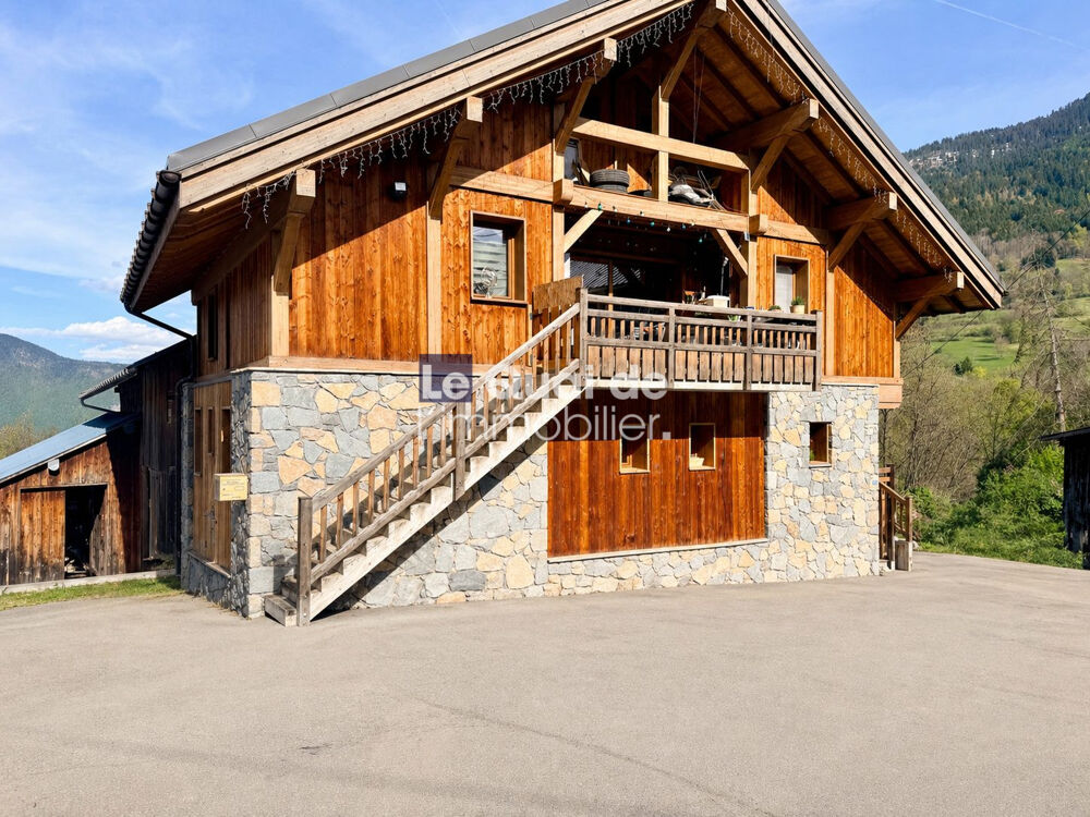 Appartement 3 pièces 140 m² · à La Léchère · 140 m² · 599 000 €