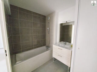  Appartement � louer 4 pi�ces 80 m�