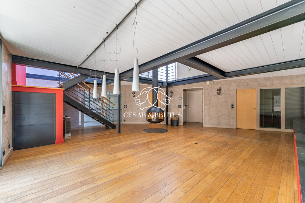 Loft T4/T5 avec terrasse et garage