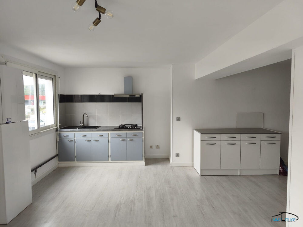 Location Appartement SPACIEUX T3 - centre DECAZEVILLE Decazeville