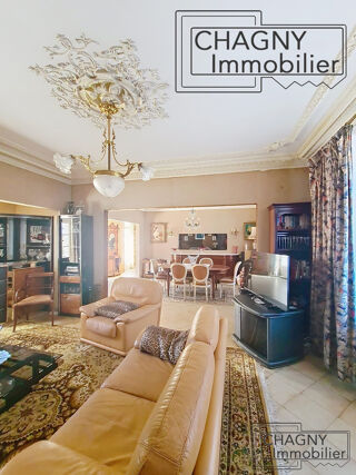  Maison  vendre 9 pices 201 m