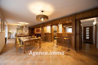  Maison � vendre 10 pi�ces 263 m�