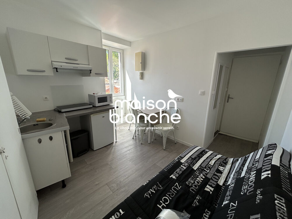 Location Appartement Joli studio centre de Surgères Surgères