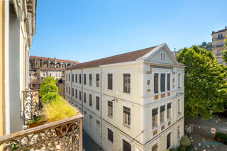  Appartement à vendre 6 pièces 190 m²