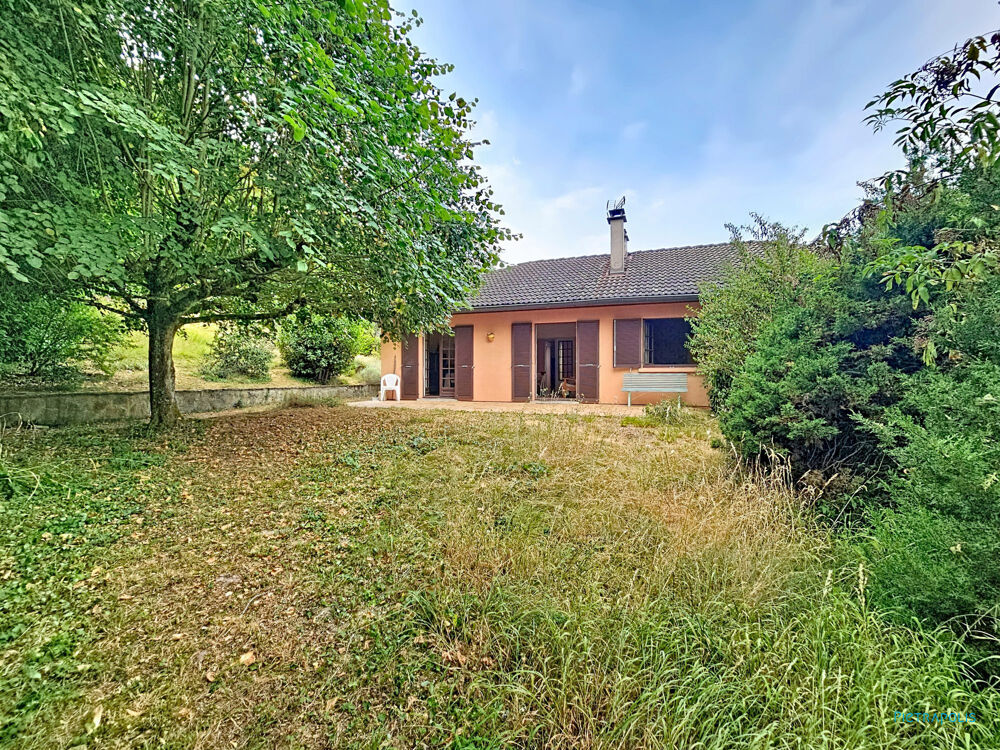 Maison de 94.79m2 sur 1702m2 de terrain à Domarin