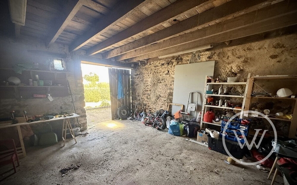 Vente Maison Maison T5 de Charme à Rénover Saint-christophe-du-jambet