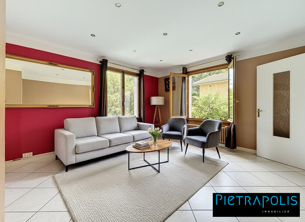 Vente Maison Maison familiale 6 pièces de 230 m² au sol, 99 m² carrez sur Francheville