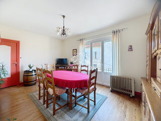  Immeuble à vendre 197 m² Thizy-les-bourgs