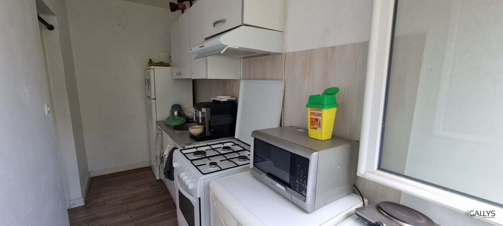 ROYAN  Appartement T1 de 34 m²  À 1 km du marché et 2 k