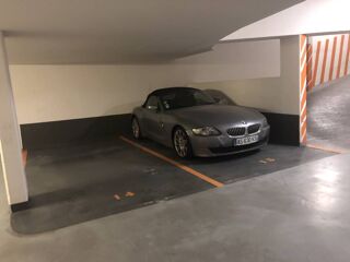 Parking / Garage à louer 12 m²