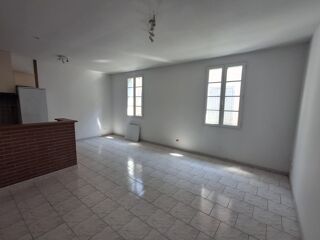  Appartement à louer 4 pièces 61 m²