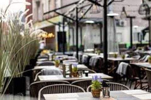   Lyon Valmy - Restaurant 80 places Licence IV Terrasse Prive 