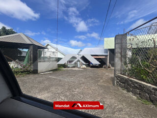  Immeuble � vendre 489 m�
