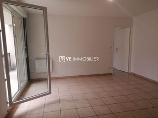  Appartement à louer 3 pièces 61 m²