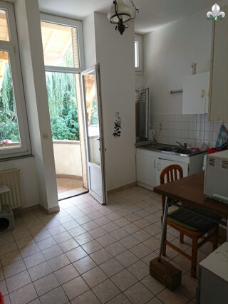  Immeuble à vendre 547 m² Bézouotte