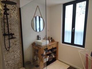  Appartement à louer 3 pièces 80 m²