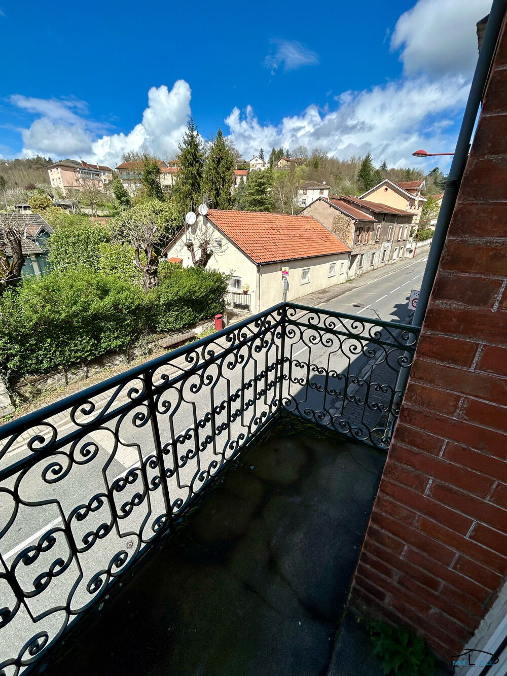 APPARTEMENT T2 - DECAZEVILLE