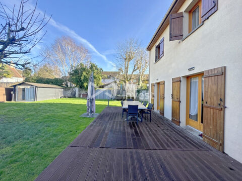   Maison 130 m� carrez - 157 m� sol - garage - d�pendance - pis Maison - 6 pi�ce(s) - 157 m�