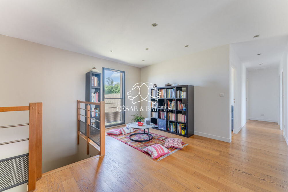 à vendre  Maison Sathonay-Village (69580)