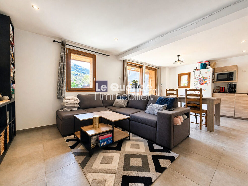La Léchère  Le Villaret (Doucy)  Chalet récent de 140m2