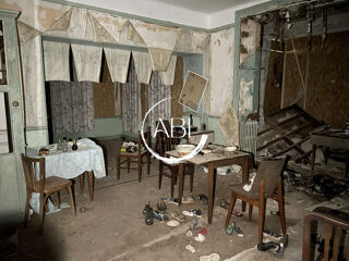  Immeuble � vendre 327 m�