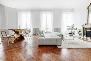  Appartement  vendre 8 pices 266 m