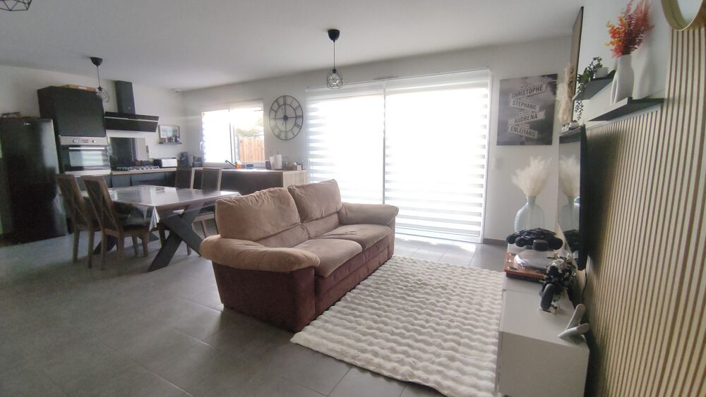 MAISON PLAIND PIED BOURG 3 CHAMBRES GARAGE