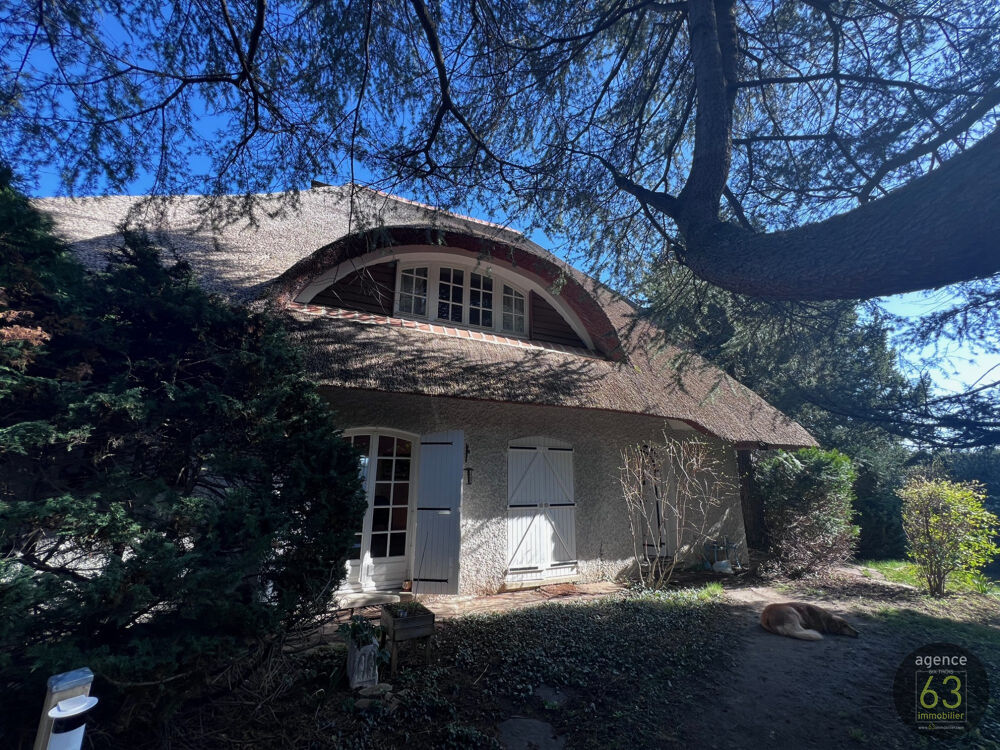 Maison Individuelle de 121 m2 sur terrain clos et arboré de 819