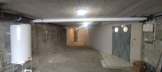 Immeuble à vendre 254 m² La riche