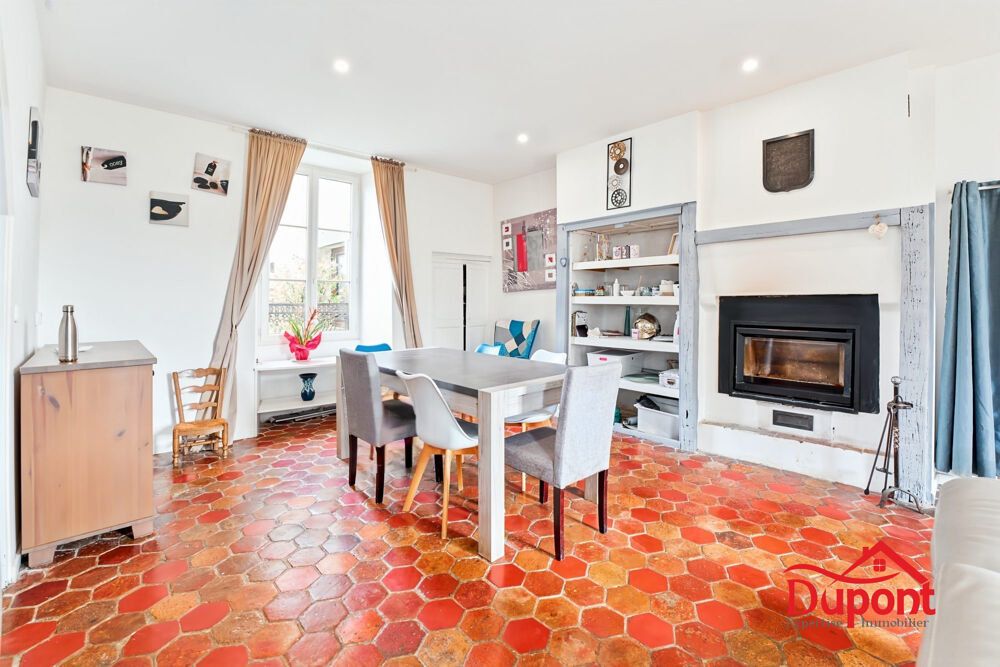 Vente Maison ?? Charme Absolu : Maison Ancienne Rénovée (190m²) avec Chenoise-cucharmoy