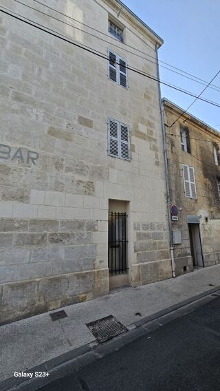  Immeuble à vendre 145 m²
