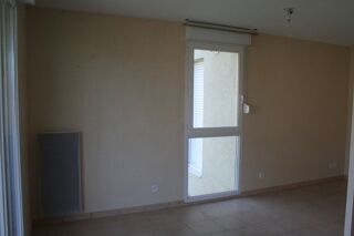  Appartement à louer 2 pièces 43 m²