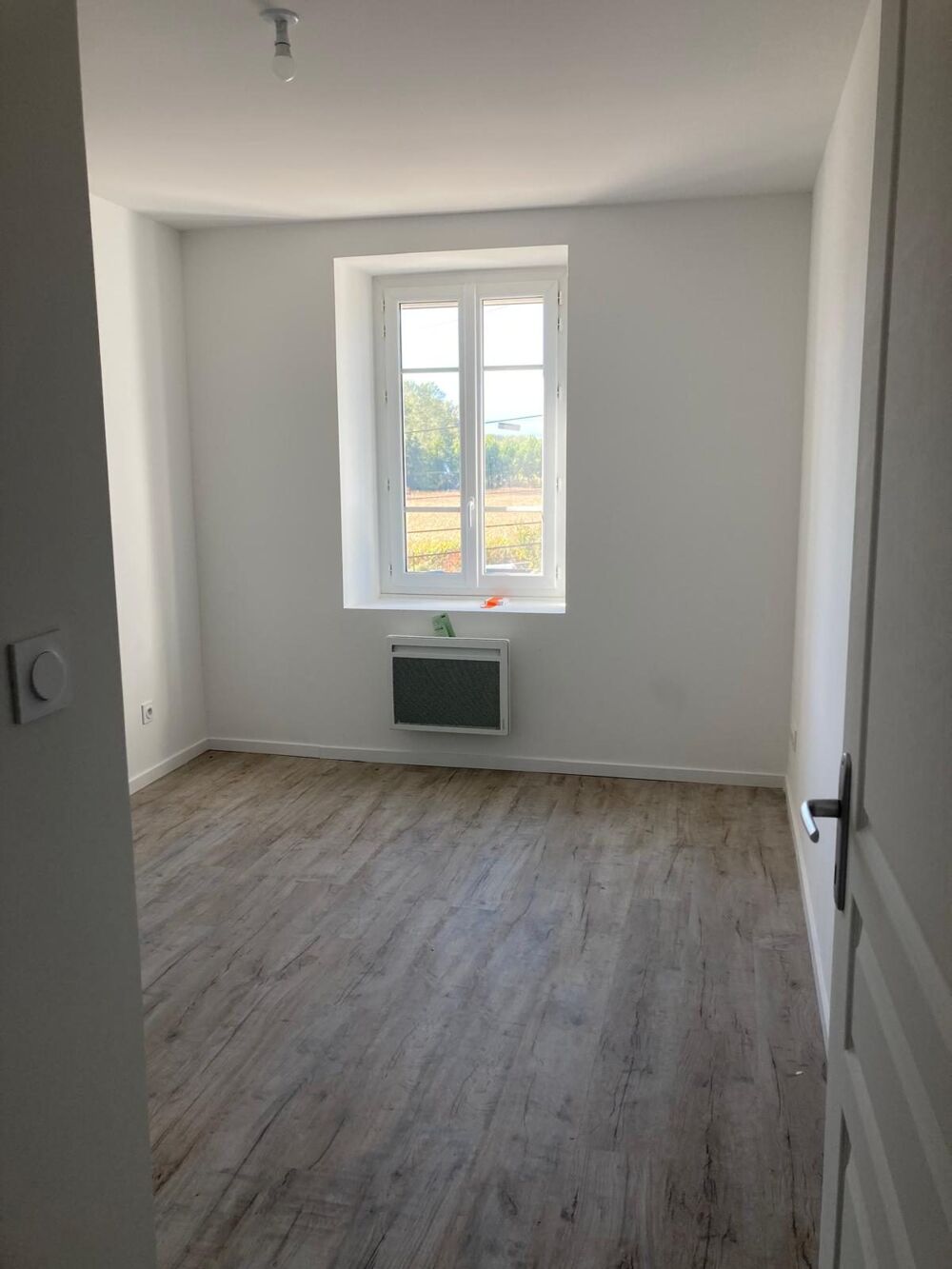 Appartement à louer Auberives-sur-Varèze