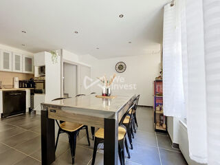 Vente Maison Maison de ville rénovée avec balcon. Pont-du-château