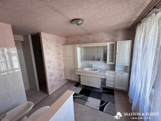  Maison à vendre 8 pièces 231 m²