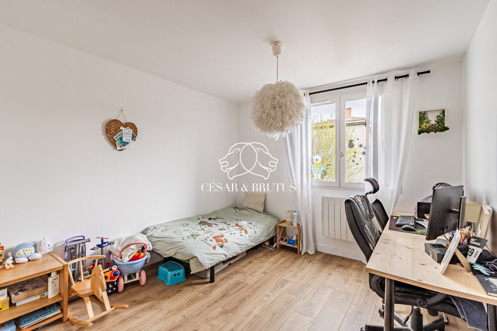Vente Appartement 4 pièces 87 m² - Plus
