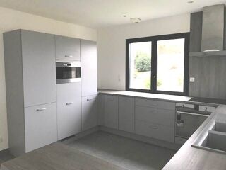  Maison  louer 7 pices 203 m