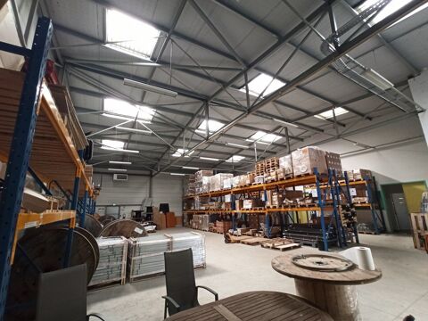 Location D&eacute;p&ocirc;t 300m&sup2; + Bureaux 200m&sup2; 1900 87350 Panazol