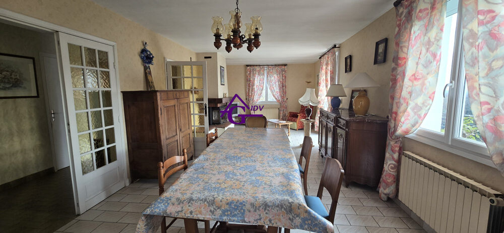 Maison traditionnelle semi enterrée T5 DE 136 M² <B....