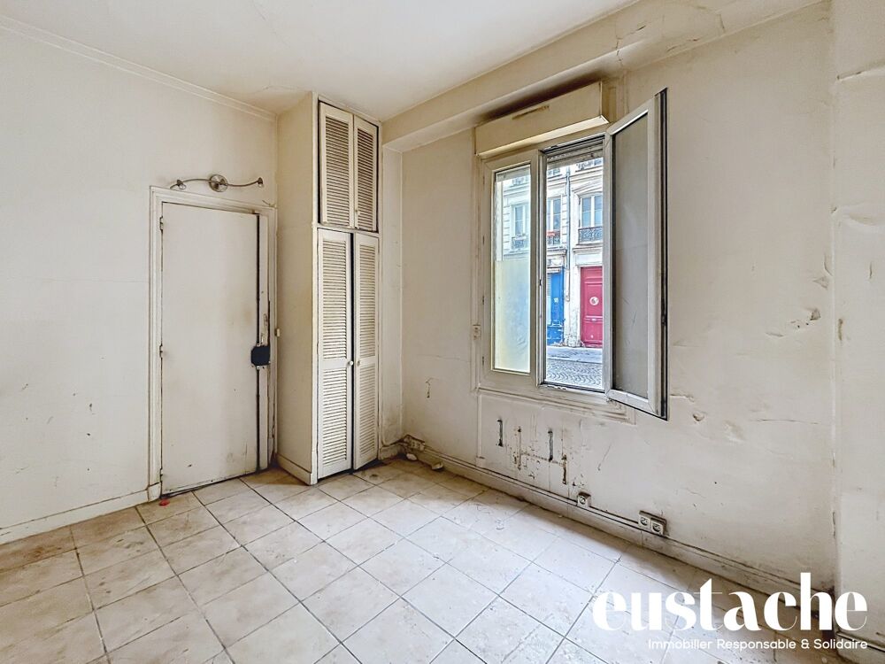 Studio à rénover à fort potentiel !