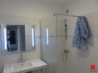  Appartement à louer 5 pièces 113 m²