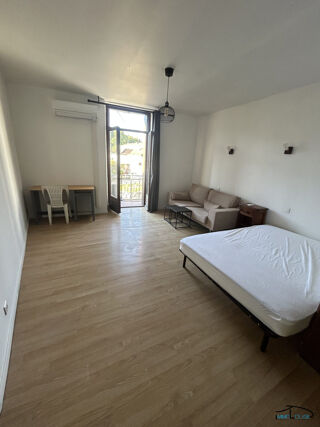  Appartement à louer 1 pièce 33 m²