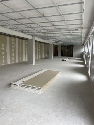   Bureaux lumineux avec accès terrasse, Idéal pour votre entrepr Limoges