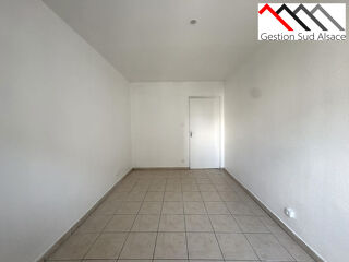  Appartement à louer 2 pièces 47 m²