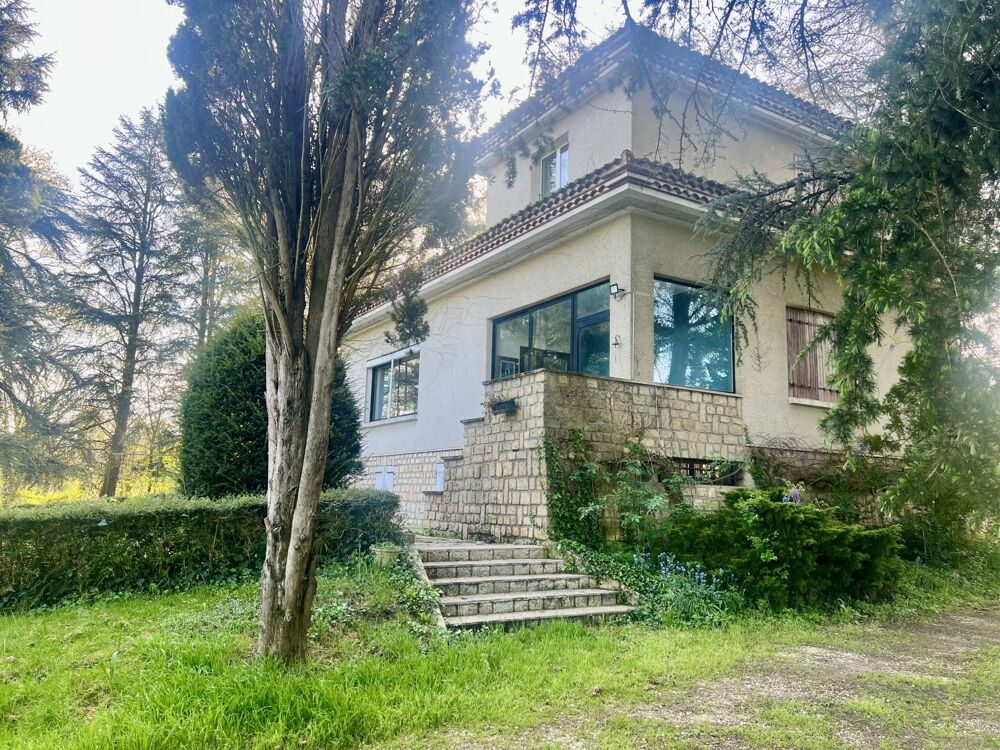 Vente Maison MONTAYRAL: Maison familiale de caractère sur plus d'1 hectare d Lot-et-garonne
