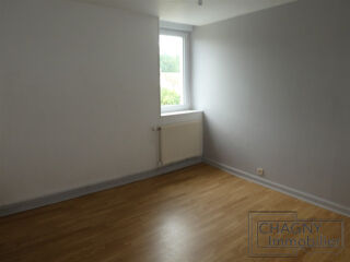  Appartement à louer 4 pièces 85 m²