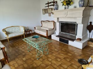  Maison  vendre 10 pices 180 m