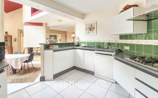  Maison � vendre 6 pi�ces 205 m�