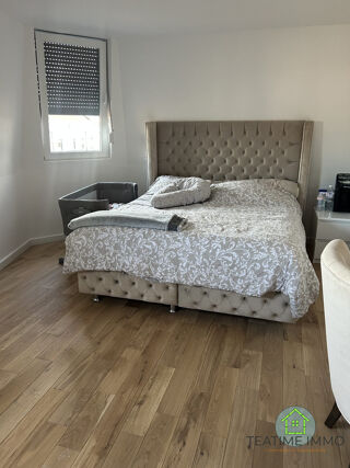  Immeuble � vendre 225 m�